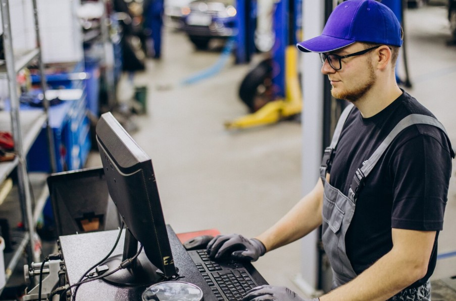 software para emrpesas de fabricación de recambios